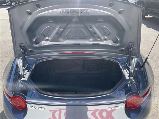 Mazda ROADSTER 2022-03 192069-19