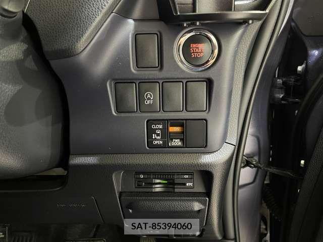 Toyota NOAH 2014-02 204890-17