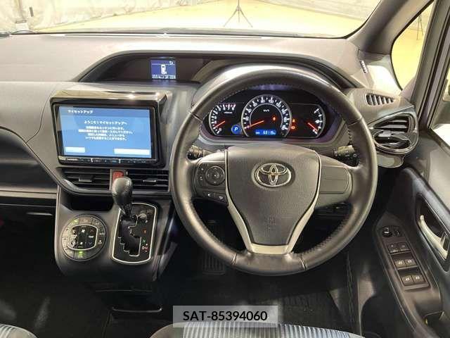 Toyota NOAH 2014-02 204890-13
