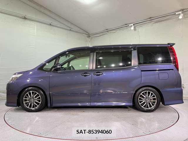Toyota NOAH 2014-02 204890-11