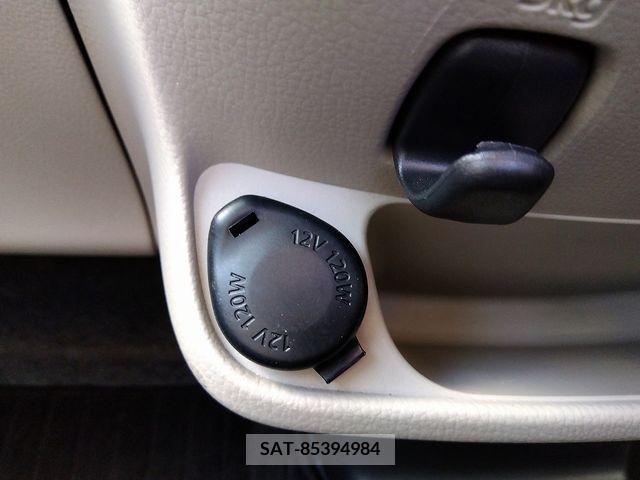 Nissan DAYZ 2018-04 208604-15