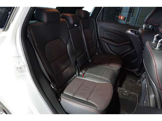 Mercedes Benz B-CLASS 2016-09 580-6