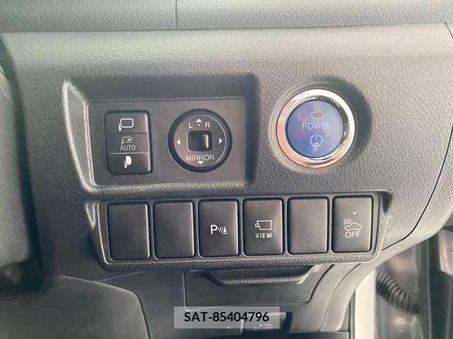 Toyota SAI 2014-10 382885-17