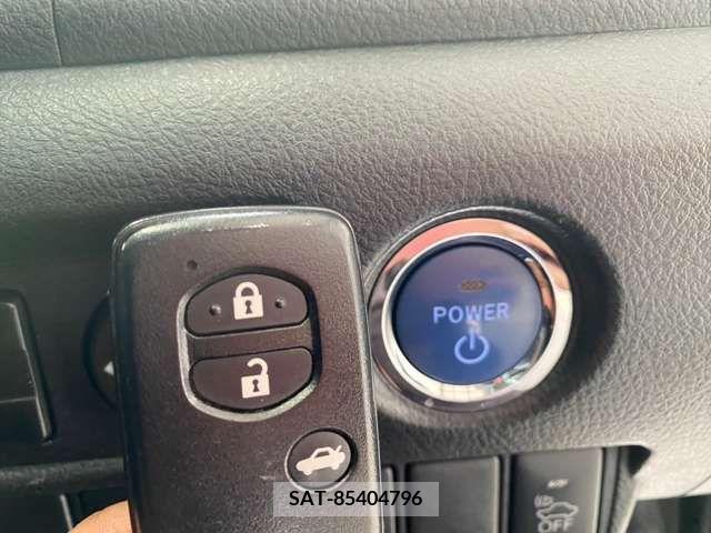 Toyota SAI 2014-10 382885-18