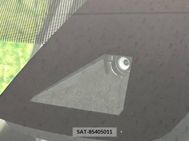 Toyota PRIUS 2019-03 281975-2