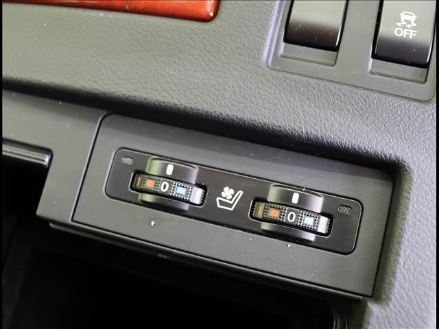 Lexus RX 2012-01 182523-16