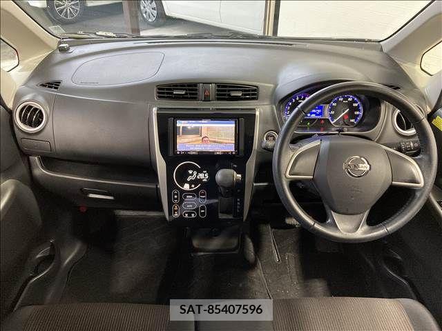 Nissan DAYZ 2014-05 323291-11