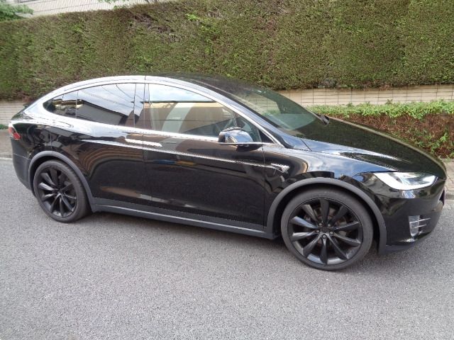 Tesla MODEL X 2018-12 7360-8
