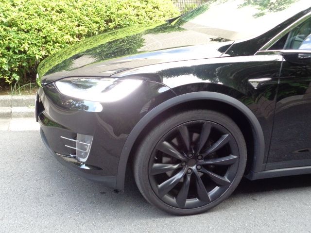 Tesla MODEL X 2018-12 7360-5