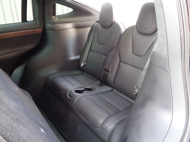 Tesla MODEL X 2018-12 7360-19