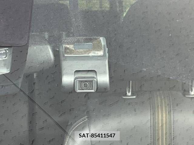 Toyota SIENTA 2018-09 350980-7