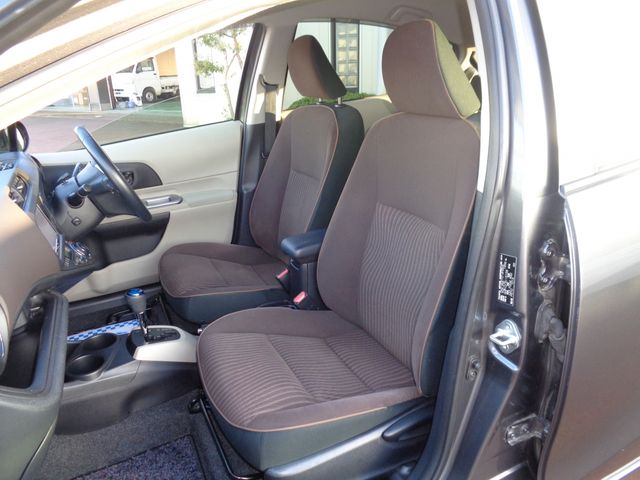Toyota AQUA 2012-12 13114-9