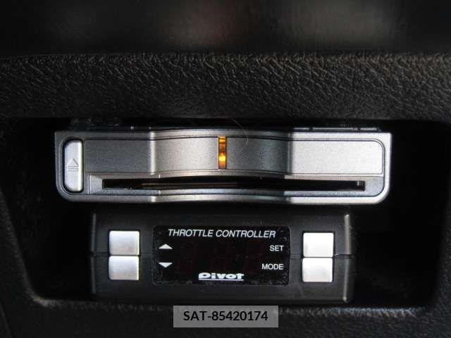 Toyota VITZ 2013-11 218882-13