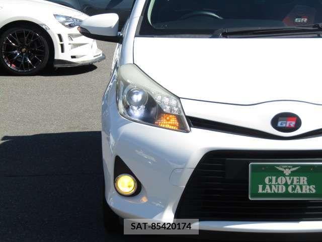 Toyota VITZ 2013-11 218882-5