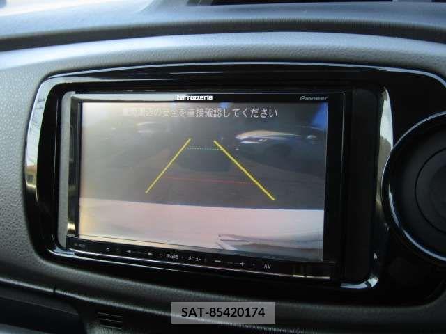 Toyota VITZ 2013-11 218882-11