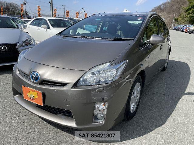 Toyota PRIUS 2011-08 282038-0