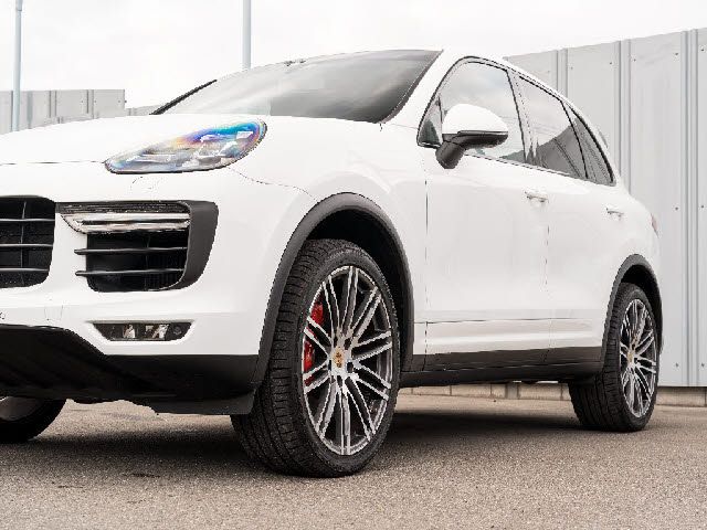 Porsche CAYENNE 2015-05 28144-10