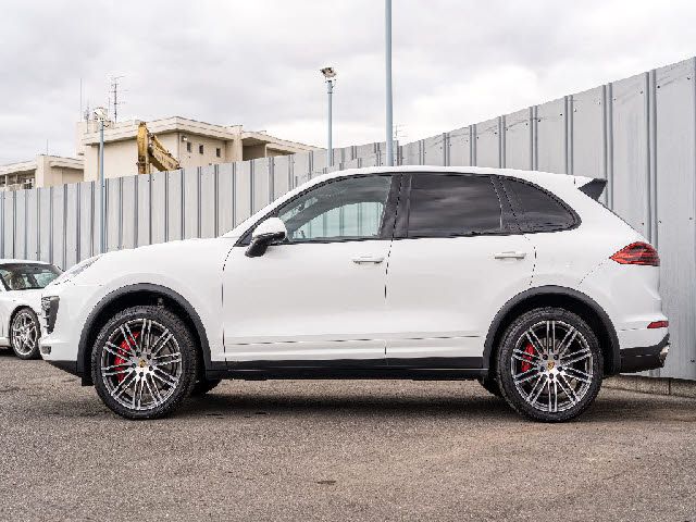 Porsche CAYENNE 2015-05 28144-28