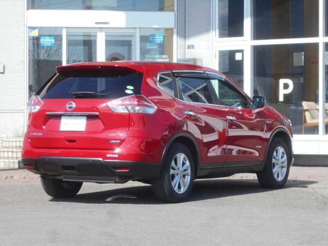 Nissan X-TRAIL 2015-12 3970-1