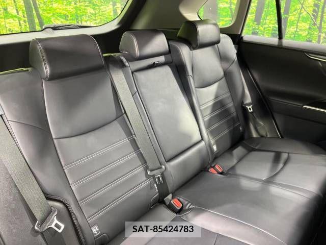 Toyota RAV4 2019-07 282748-10