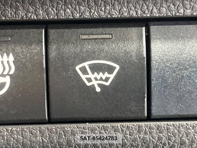 Toyota RAV4 2019-07 282748-6