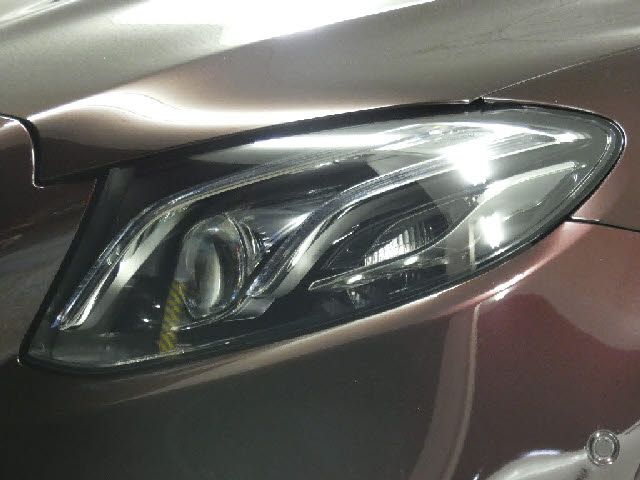 Mercedes Benz E-CLASS 2018-03 25296-18