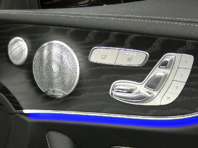 Mercedes Benz E-CLASS 2018-03 25296-29
