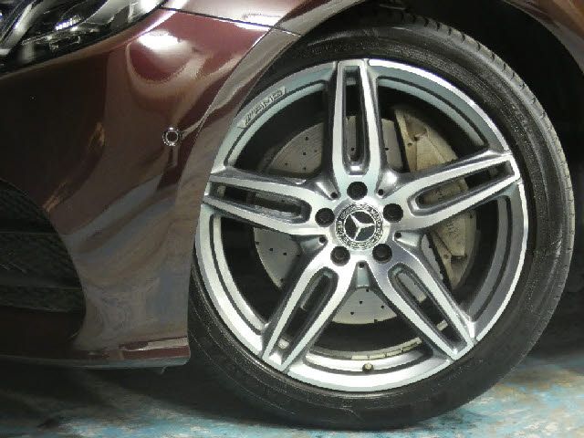 Mercedes Benz E-CLASS 2018-03 25296-7