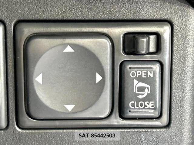 Nissan NOTE 2010-12 280135-5