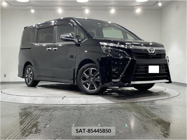 Toyota VOXY 2021-02 382651-0