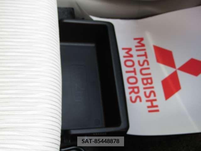Mitsubishi EK WAGON 2015-02 205848-17