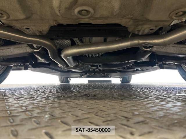 Audi A6 2012-09 379056-19