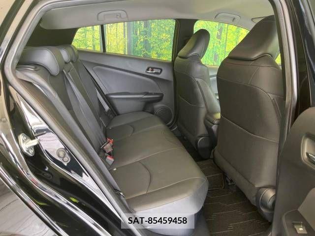 Toyota PRIUS 2016-04 331384-9