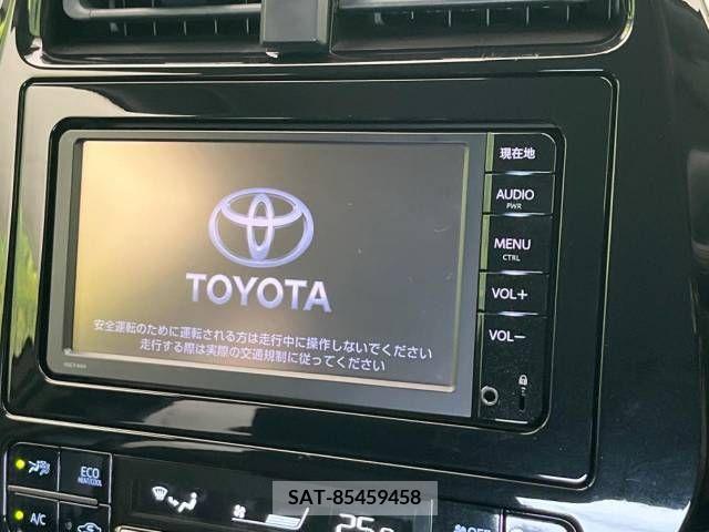 Toyota PRIUS 2016-04 331384-2