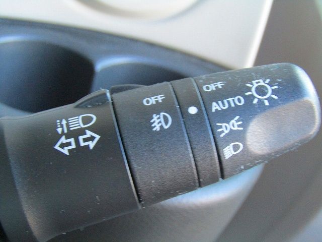 Nissan CUBE 2019-02 12069-21