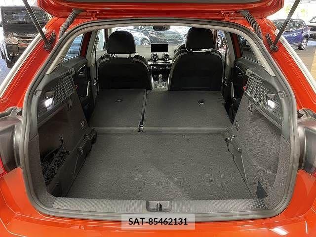 Audi Q2 2018-11 261186-19