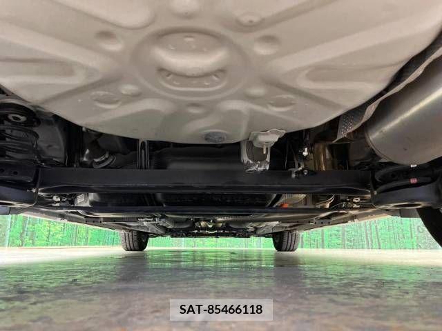 Toyota PRIUS 2013-10 340343-19