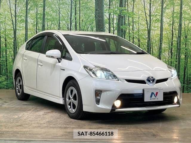 Toyota PRIUS 2013-10 340343-16