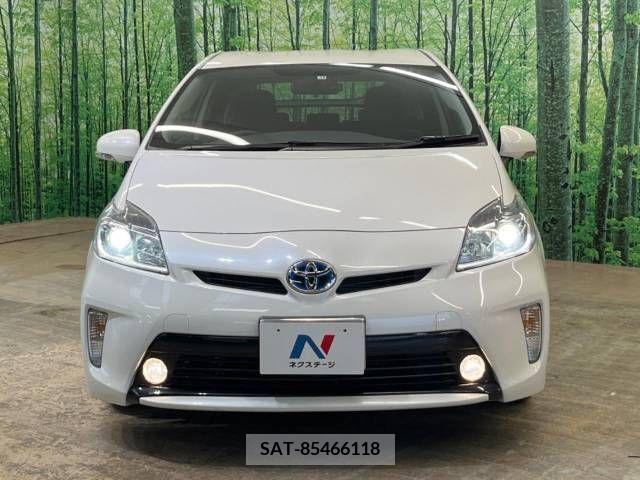 Toyota PRIUS 2013-10 340343-14