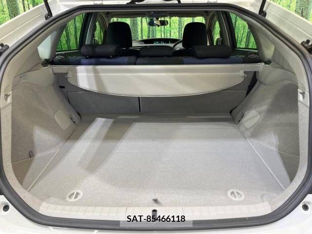 Toyota PRIUS 2013-10 340343-10