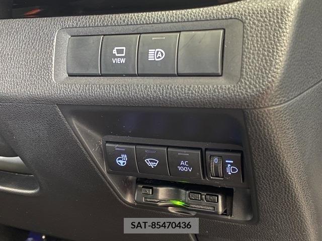 Toyota AQUA 2022-06 313373-12