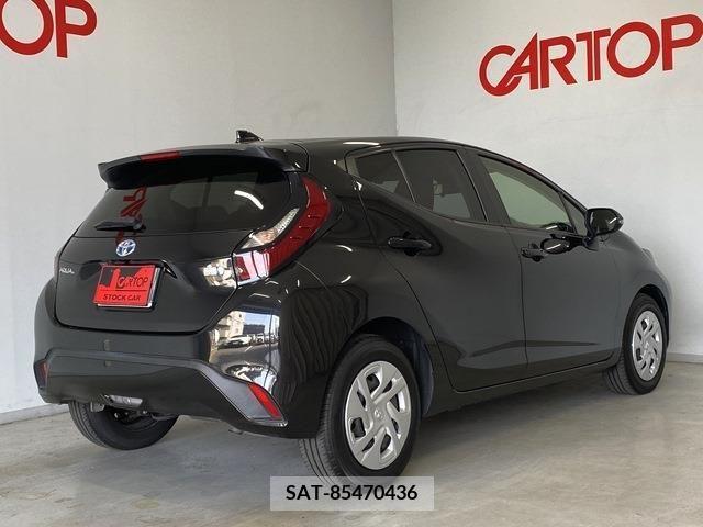 Toyota AQUA 2022-06 313373-3