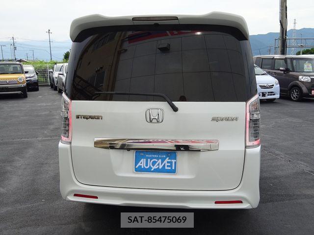 Honda STEP WGN 2013-08 324639-4