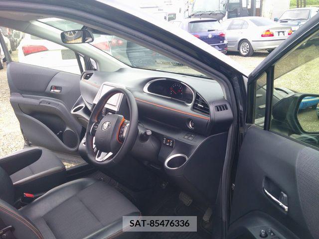 Toyota SIENTA 2017-08 383045-9