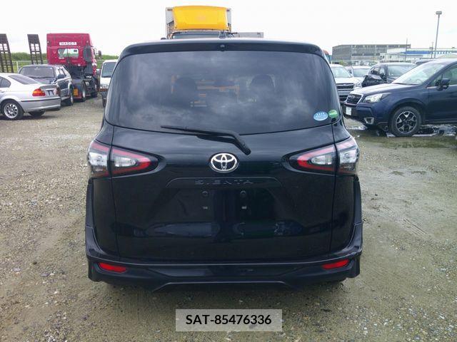 Toyota SIENTA 2017-08 383045-8