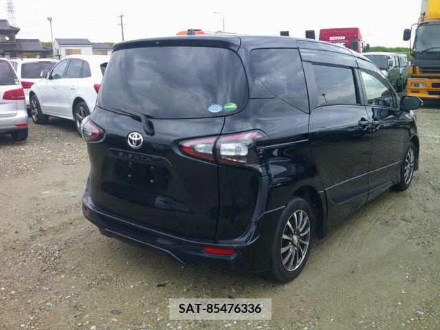 Toyota SIENTA 2017-08 383045-4