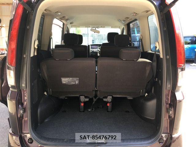 Nissan SERENA 2009-03 284288-6