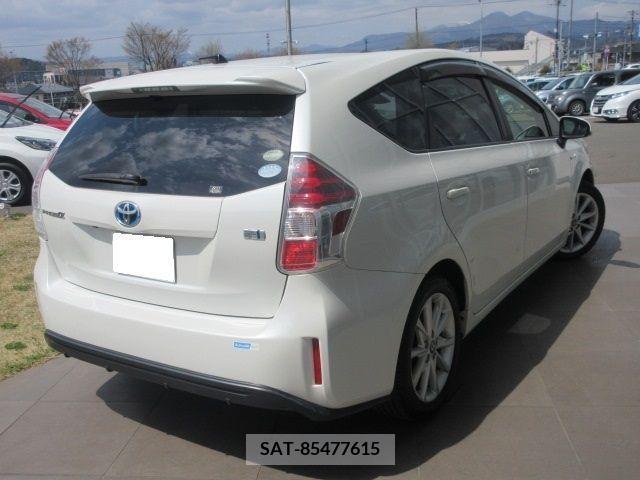 Toyota PRIUS ALPHA 2014-12 282473-1