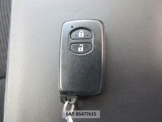 Toyota PRIUS ALPHA 2014-12 282473-19