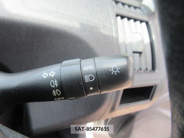 Toyota PRIUS ALPHA 2014-12 282473-22